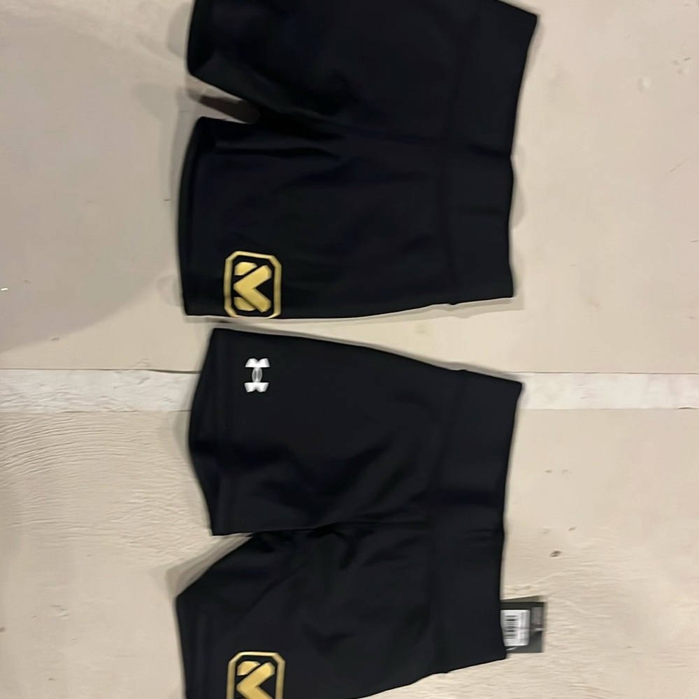 Under Armour biker shorts with M set of two
